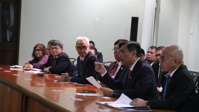 Menko Luhut mengunjungi Tanzania untuk meningkatkan kerjasama di bidang industri.