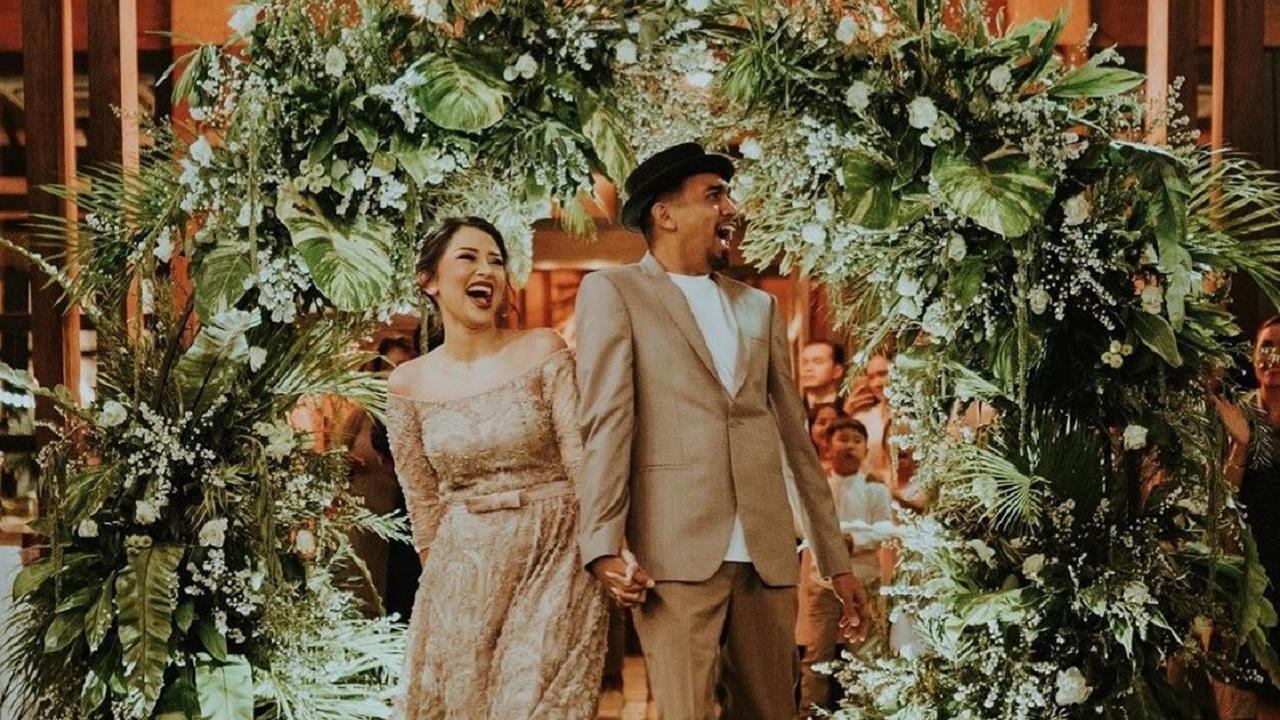 Mutia Ayu dan Glenn Fredly