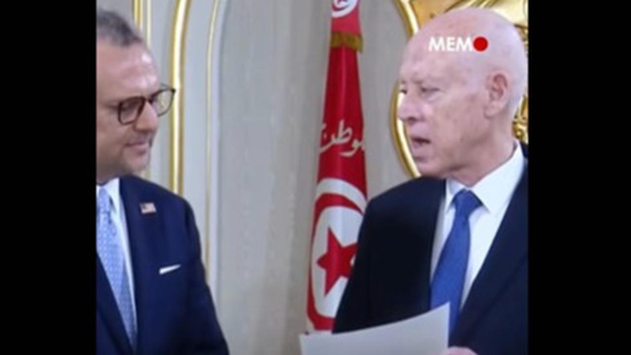 Bukan Bahas Tarif Dagang, Presiden Tunisia Tunjukkan Foto Anak-Anak Gaza Kelaparan ke Penasihat Presiden AS Trump