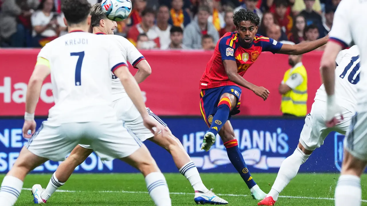 Pemain Spanyol Lamine Yamal