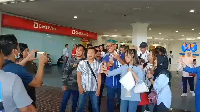 Calon Legislatif (Caleg) asal PAN, Uya Kuya, saat hadir di TPS gedung WTC, Malaysia (Istimewa)