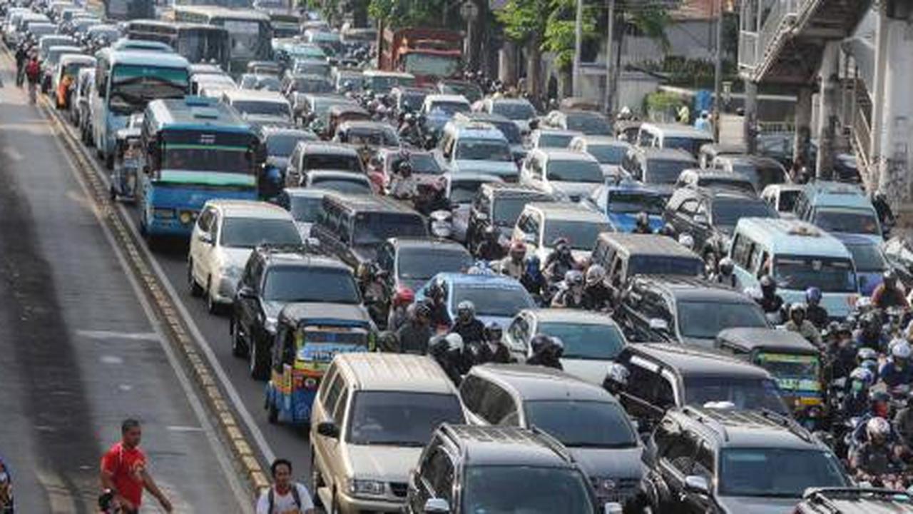 Saat jalur utama kosong, contra flow akan ditutup
