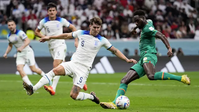 Foto: Melihat Aksi 4 Bek Kokoh Manchester saat Inggris Kalahkan Senegal di Piala Dunia 2022