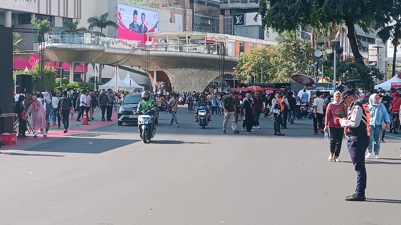 Pesta Rakyat Berakhir, Jalan Sudirman-Bundaran HI Kembali Dibuka