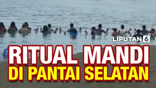 VIDEO: Viral, Ritual Mandi di Pantai Watu Ulo Jember Dibubarkan Polisi
