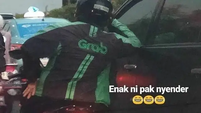 Santai Banget, 7 Tingkah Kocak Driver Ojek Online Saat Sepi Orderan