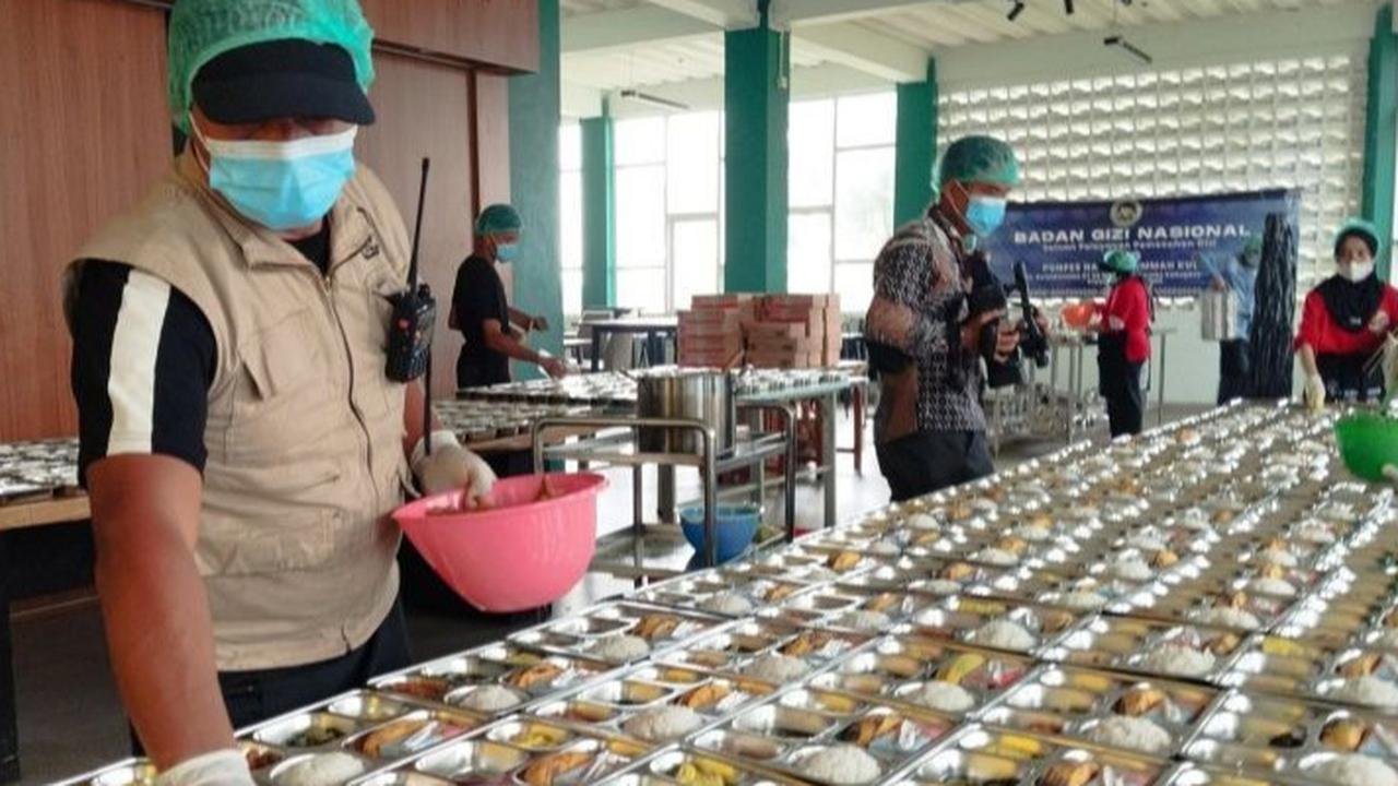 Puluhan Siswa Muntah Diduga Setelah Makan Menu MBG
