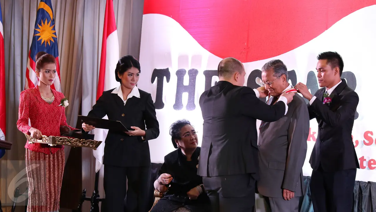 20150927-Empat Tokoh Dunia Terima Anugerah The Star of Soekarno-Jakarta