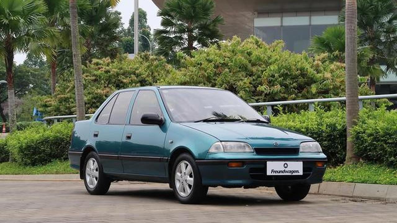 Suzuki Esteem, salah satu pilihan sedan bekas di rentang harga Rp 40 jutaan (source: instagram.com/freundwagen)