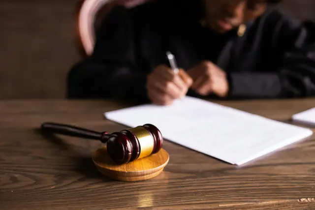 Cukup Bukti untuk Proses Pengadilan