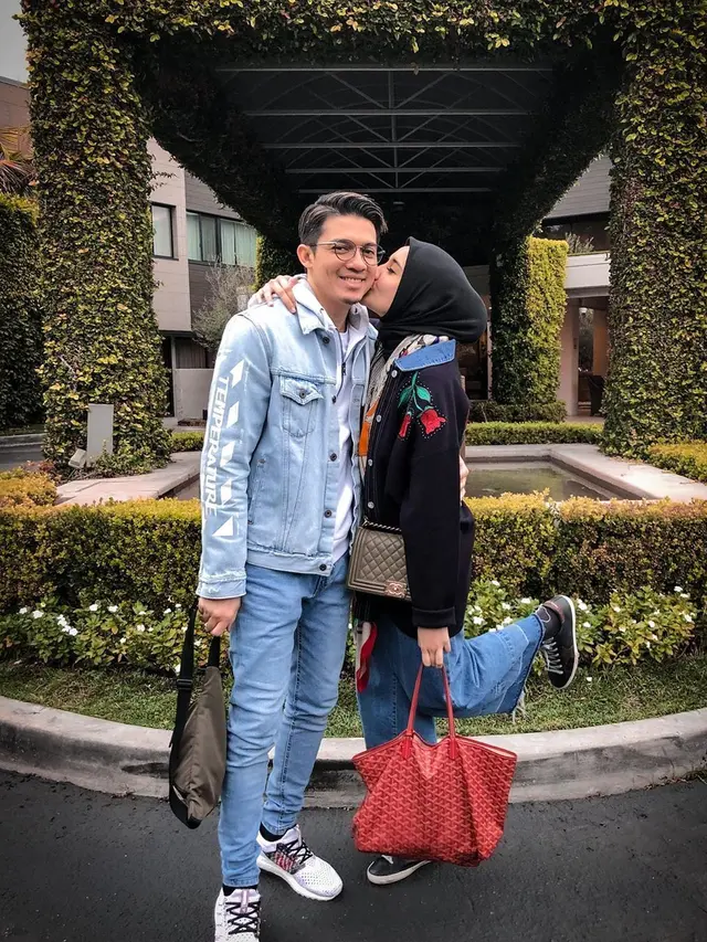 [Fimela] Zaskia Sungkar dan Irwansyah