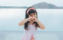 7 Potret Chloe Putri Cantik Asmirandah yang Sudah Pintar Berpose, Tampil Stylish dan Fotogenik