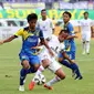 Martapura FC kalah tipis 2-3 dari Persiba Balikpapan pada laga lanjutan babak penyisihan Grup A Piala Presiden 2015, Minggu (6/9/2015) di Stadion Si Jalak Harupat, Kab. Bandung. (Liputan6.com/Helmi Fithriansyah)