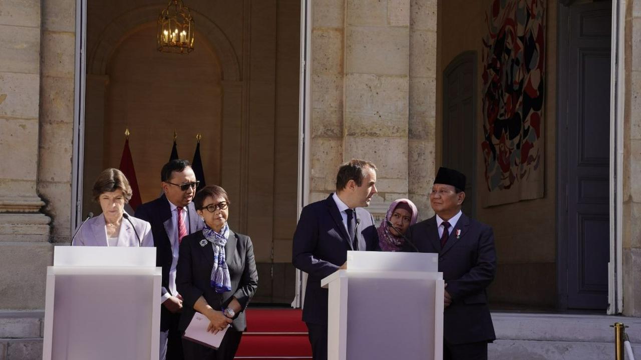 Selain Prabowo memastikan pertemuan 2+2 antara Menteri Luar Negeri dan Menteri Pertahanan Indonesia dengan Prancis berjalan baik.