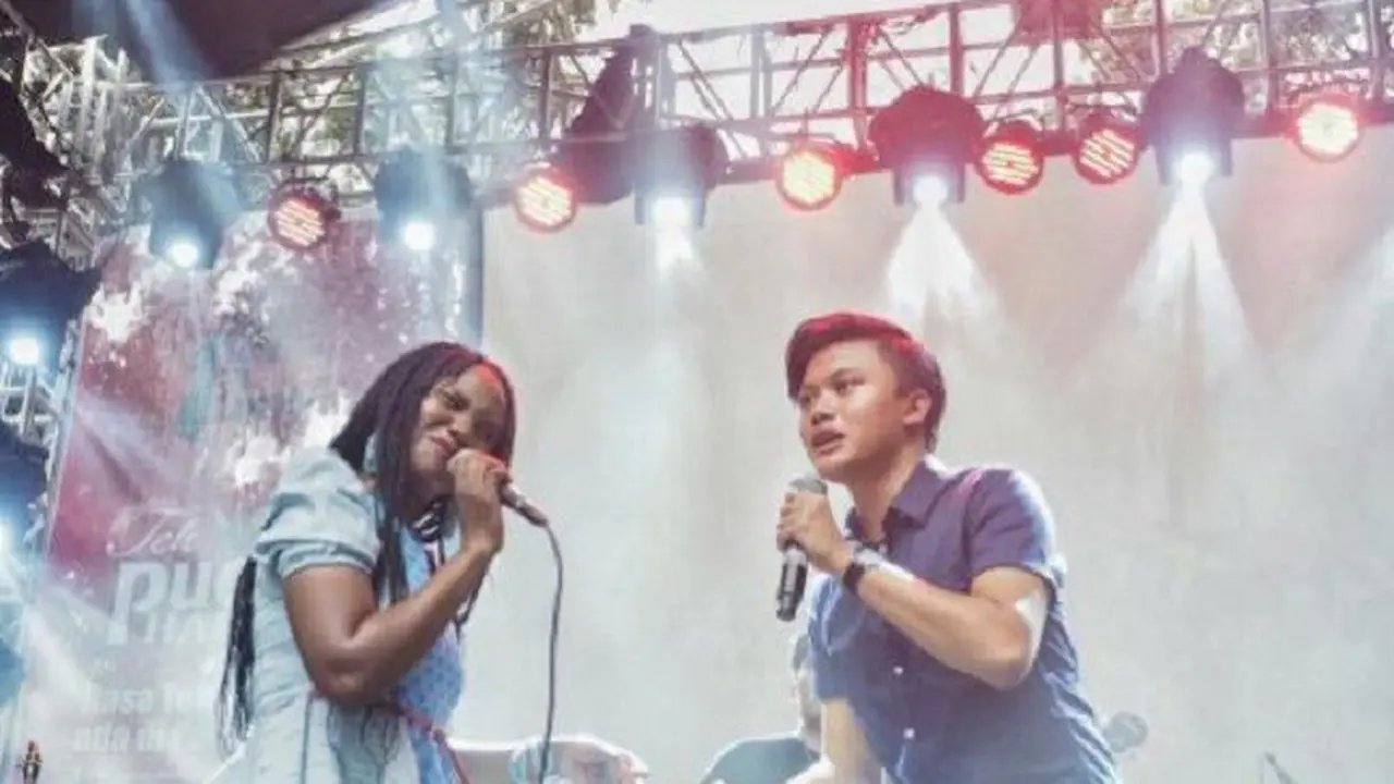 [Bintang] Kgomotso Xolisa Mamaila dan Rizky Febian