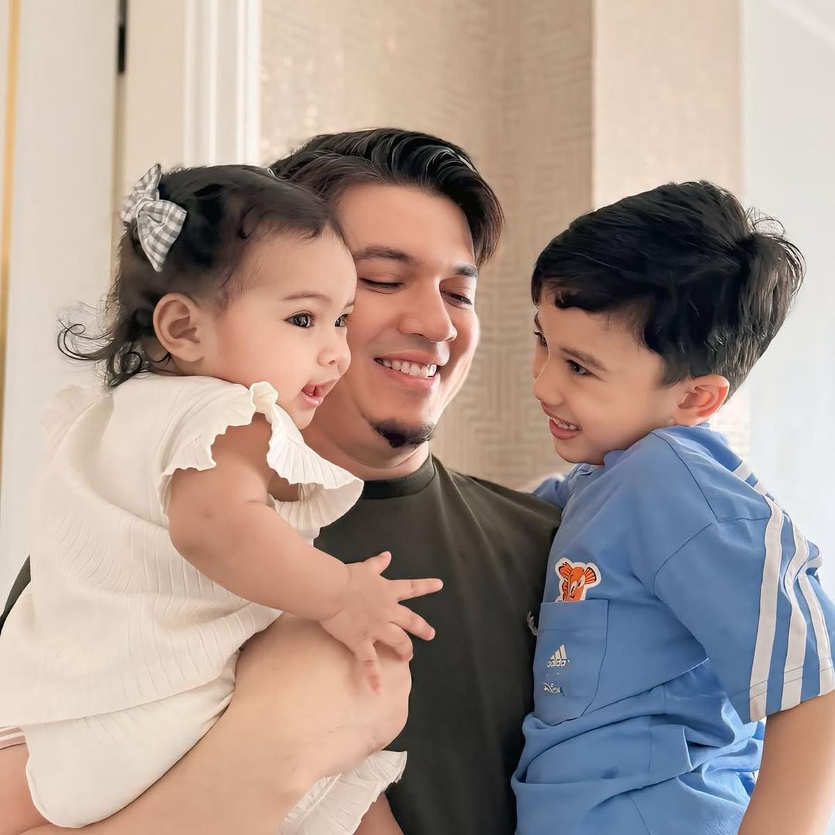 Momen Zaskia Sungkar Akhirnya Ungkap Wajah Baby Humaira ke Publik, Disebut Mirip dengan Masa Kecilnya