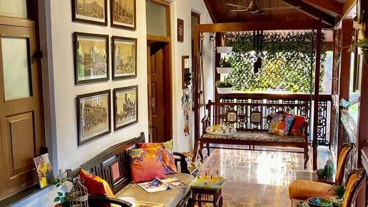 Ilustrasi Teras Rumah Bernuansa Vintage