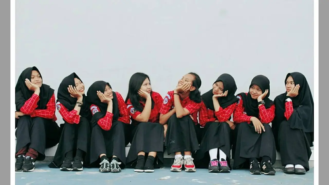 [Bintang] 5 Kegiatan yang Dinanti Cewek Setelah Selesai Ujian Nasional