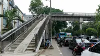 Jembatan Penyeberangan Orang (JPO) Lebak Bulus, Jakarta Selatan (Liputan6.com/Yoppy Renato)
