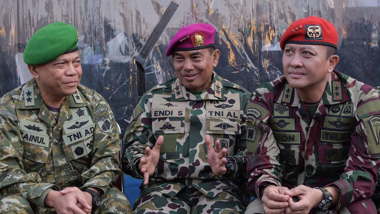 FOTO: Presiden Prabowo Pimpin Upacara Besar TNI, Lantik Panglima Baru hingga Resmikan Enam Kodam