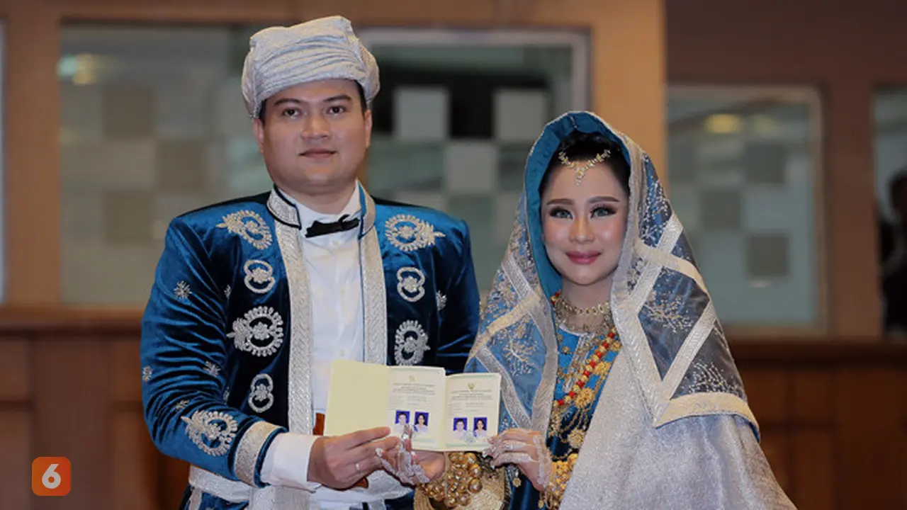[Bintang] Pernikahan Chikita Meidy