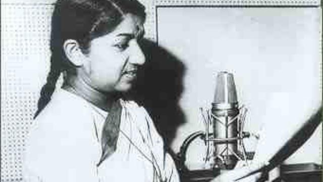 Penyanyi india lata mangeshkar