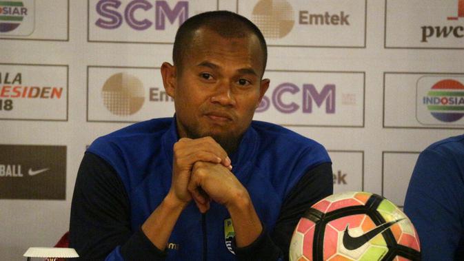 Bek Persib Bandung Supardi Nasir (Liputan6.com/Kukuh Saokani)