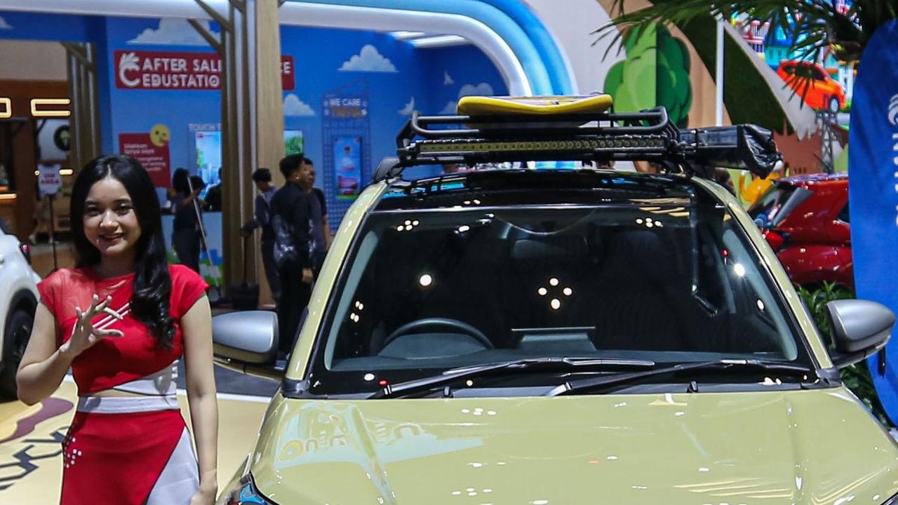 Melalui tema tersebut, Daihatsu senantiasa hadir dan tumbuh bersama masyarakat Indonesia dalam memberikan mobilitas serta menuju masa depan berkelanjutan yang lebih baik.&nbsp;Foto; Liputan6.com/Angga Yuniar<br>