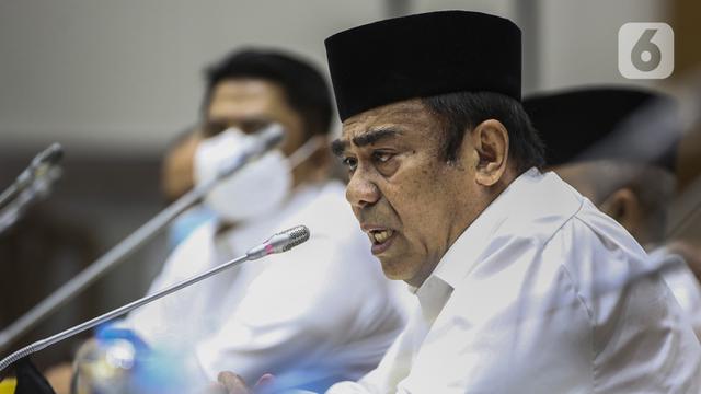 FOTO: Rapat dengan DPR, Menag Klarifikasi soal Pernyataan Radikalisme