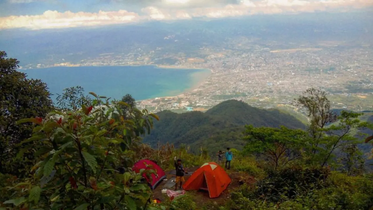 Gunung Gawalise di Sulawesi