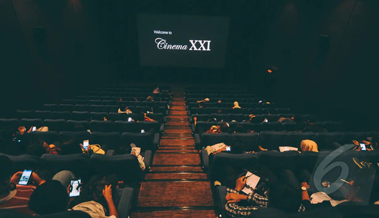 Suasana dalam studio saat Premier Film Jupiter Ascending di Plaza Indonesia XXI, Jakarta, Selasa (3/2/2015). (Liputan6.com/Faizal Fanani)