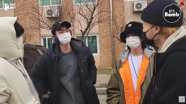 Momen Jin BTS Berangkat wamil. (Tangkapan layar YouTube/ BangtanTV)