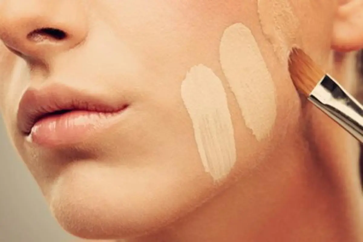 5 Rekomendasi Foundation untuk Kulit Berjerawat