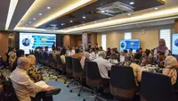 Seskab Teddy Pastikan Bansos Pangan hingga Diskon Transportasi Disiapkan Jelang Idulfitri