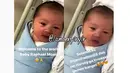 Di salah satu akun gossip di Instagram pun terdapat wajah mungil bayi laki-laki yang tertulis namanya adalah Raphael Moeis, anak Sandra Dewi dan Harvey Moeis. (Instagram/lambenyinyir)