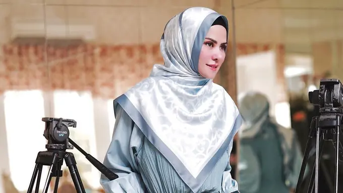 [Bintang] Kalahkan Zaskia Gotik, Vicky Prasetyo Kepincut Gaya Angel Lelga