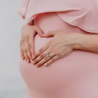 Ilustrasi mimpi hamil/Copyright unsplash.com/Juan Encalada