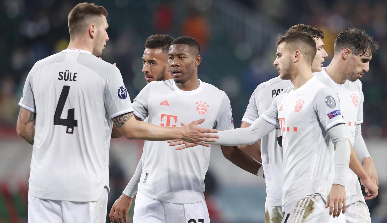 Pemain Bayern Munchen merayakan kemenangan atas Lokomotiv Moscow pada laga lanjutan Liga Champions 2020/2021 di RZD Arena, Rabu (28/10/2020) dini hari WIB. Bayern Munchen menang 2-1 atas Lokomotiv. (AFP/Maxim Shemetov/pool)