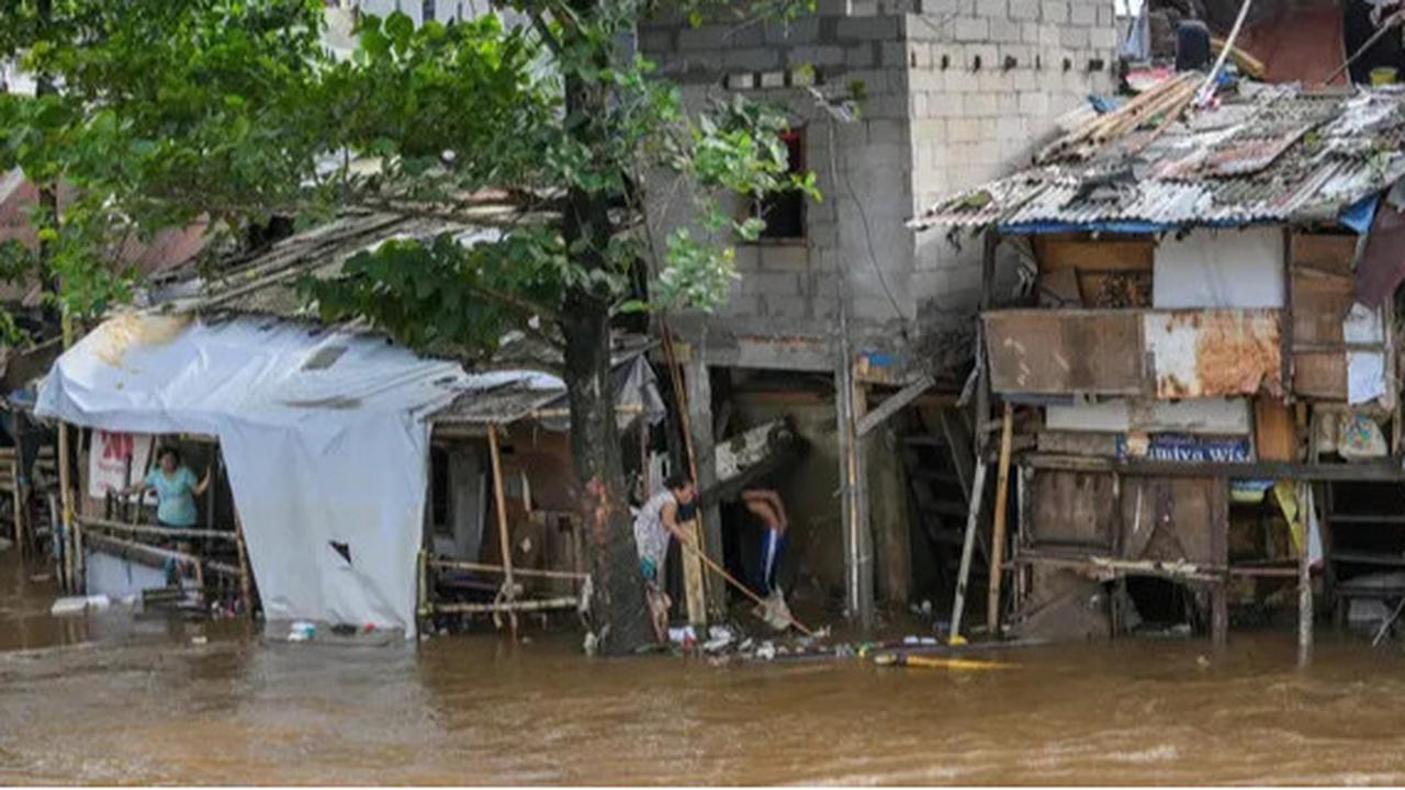 20 RT di Jakarta Terendam Banjir Pagi ini Akibat Sungai Ciliwung Meluap