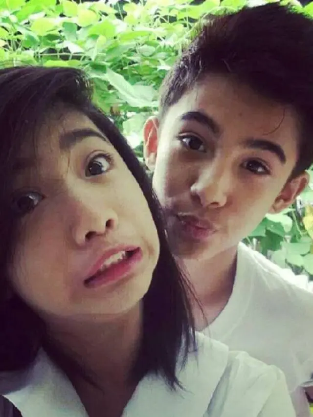 [Bintang] Foto Masa Kecil Cewek Cantik Ini Mengejutkan Netizen, Ternyata Dulunya Seorang Cowok Imut