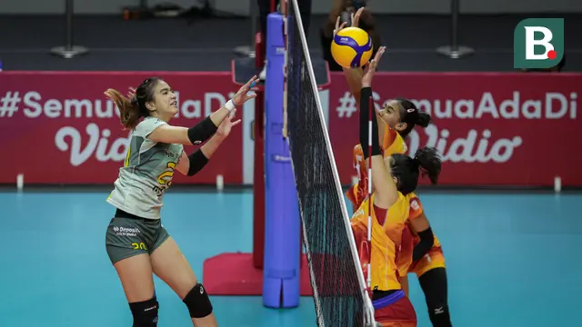 Foto: Aksi Kekasih Bagus Khafi, Shella Bernadetha saat Persembahkan Kemenangan Kedua Bandung BJB Tandamata di PLN Mobile Proliga 2022