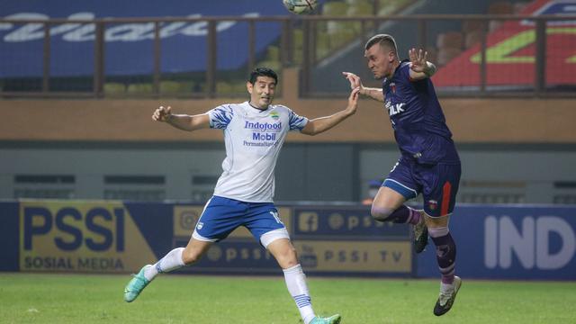 Bek Persita Tangerang, Adam Mitter