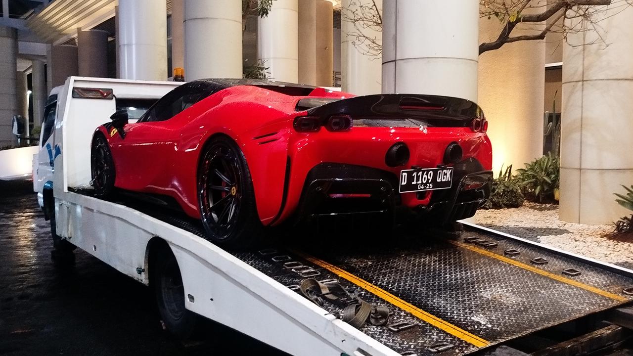 Mobil Mewah Disita dari Kasus Suap Ketua PN Jaksel