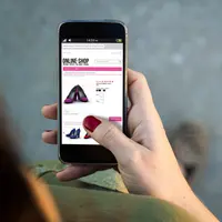 Ilustrasi belanja online.