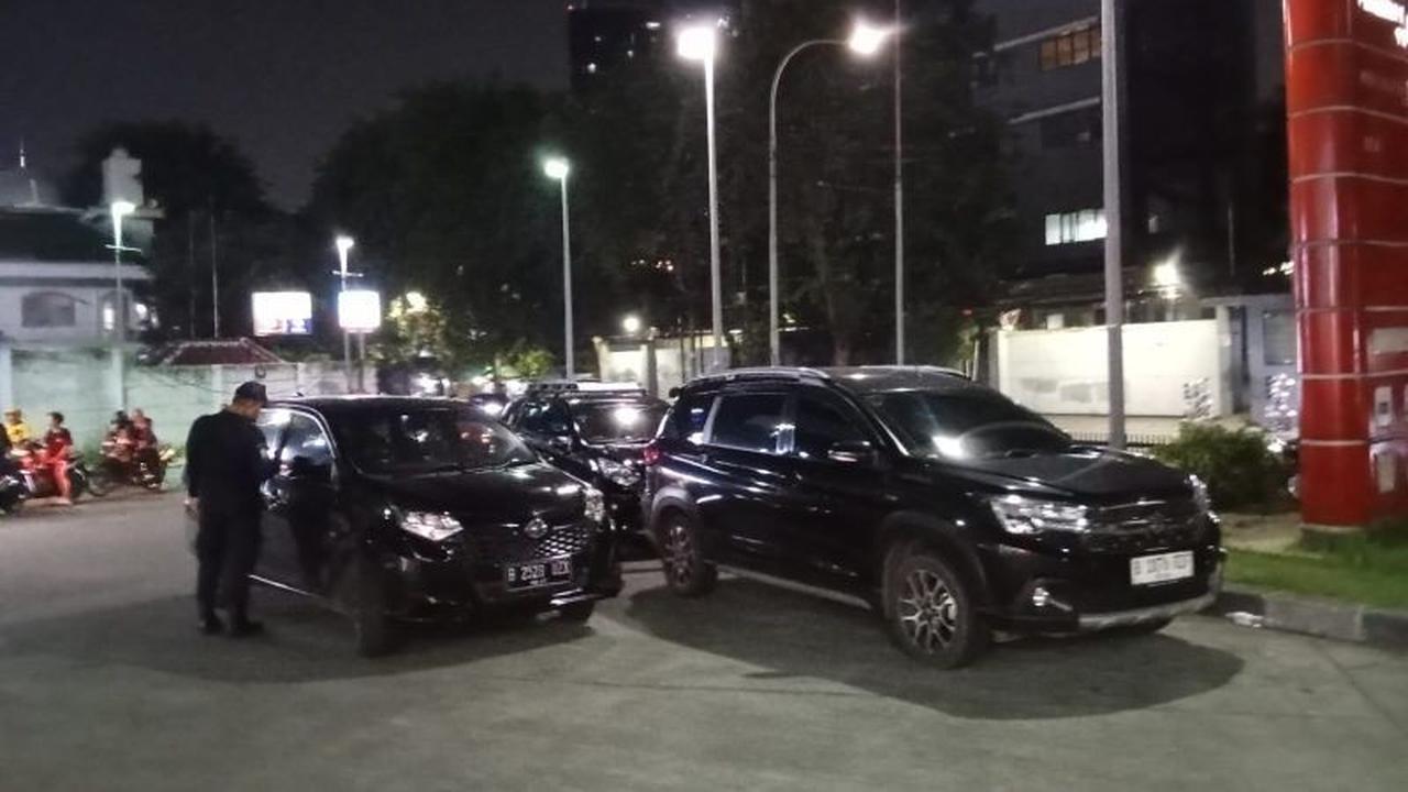 Fakta Unik: SPBU Palmerah Jakarta Berubah Jadi 'Rest Area Darurat' Imbas Kemacetan Parah