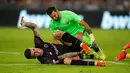Reaksi pemain AS Roma Gianluca Mancini saat melawan HJK Helsinki pada pertandingan sepak bola Liga Europa di Stadion Olimpiade Roma, Italia, 15 September 2022. AS Roma menang dengan skor 3-0. (AP Photo/Alessandra Tarantino)