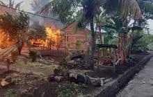 Kronologi Bentrokan Berdarah Dua Desa di Adonara Flores Timur, Puluhan Rumah Terbakar & 1 Tewas