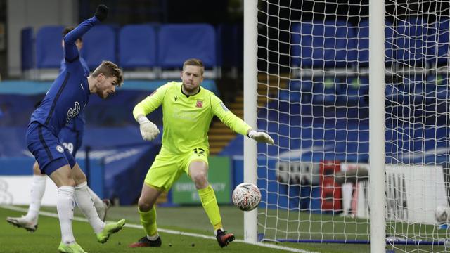Chelsea vs Tim Divisi Empat Morecambe