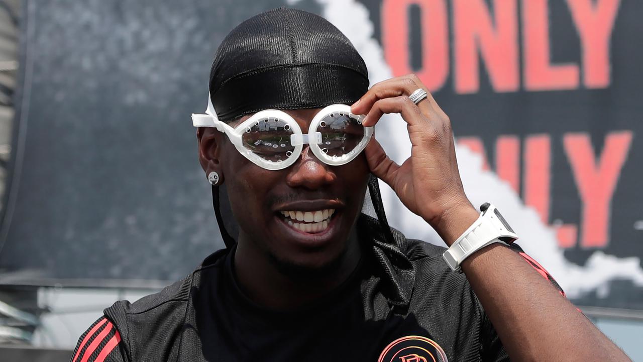 Gaya Paul Pogba Saat Tur Asia di Korea Selatan