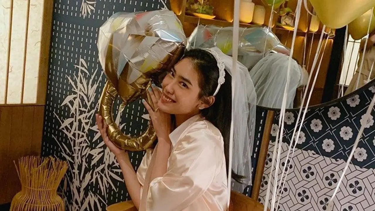 6 Momen Kejutan Bridal Shower Alika Islamadina, Seru Banget